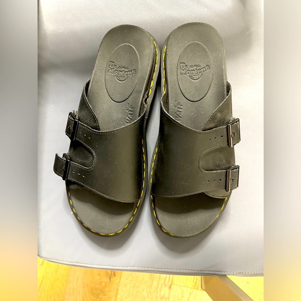 Dr.Marten Sandals